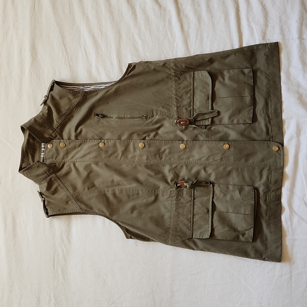 Sweet Wanderer, Size Large, Army Green
